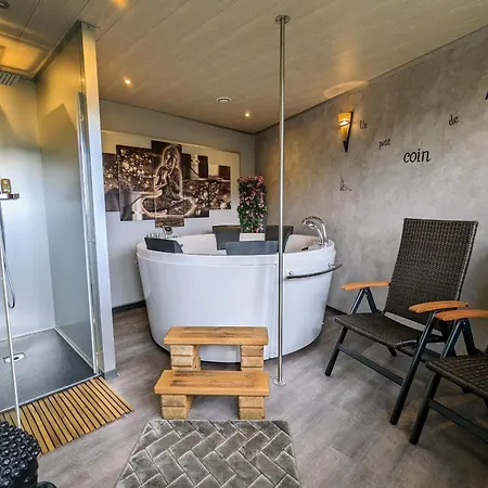 Horská chata Dans Les Arbres Avec Terrasse Et Coin Barbecue, Ideale Pour Des Sejours En Pleine Nature - Fr-1-589-437